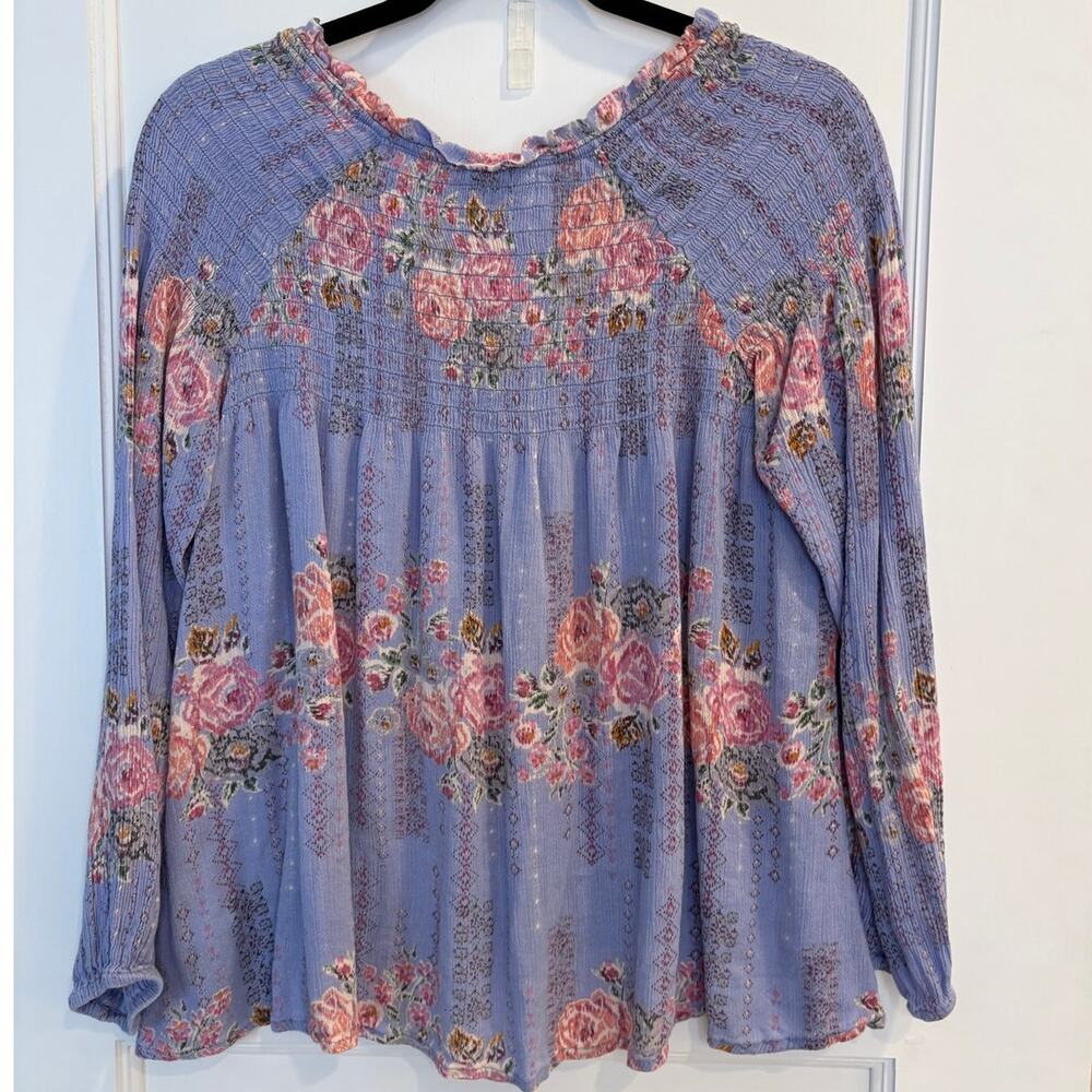 En Crème Lavender Floral Smocked Blouse Button Down Boho Peasant Top Size Small - Picture 2 of 4